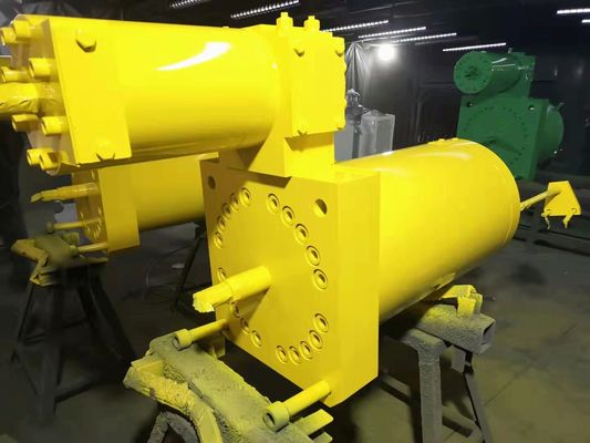 Cylindre hydraulique à acier pressurisé avec diamètre de forage 550 mm ISO9001